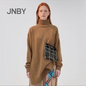 J N B Y Wool–Cashmere Blend Oversized Camel Turtleneck Long Sweater